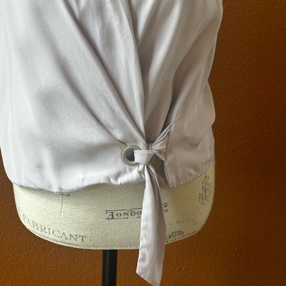Rag & Bone ”Felix” Silk Sleeveless Tie Front Lilac Color Blouse Size XS EUC! - Picture 8 of 10